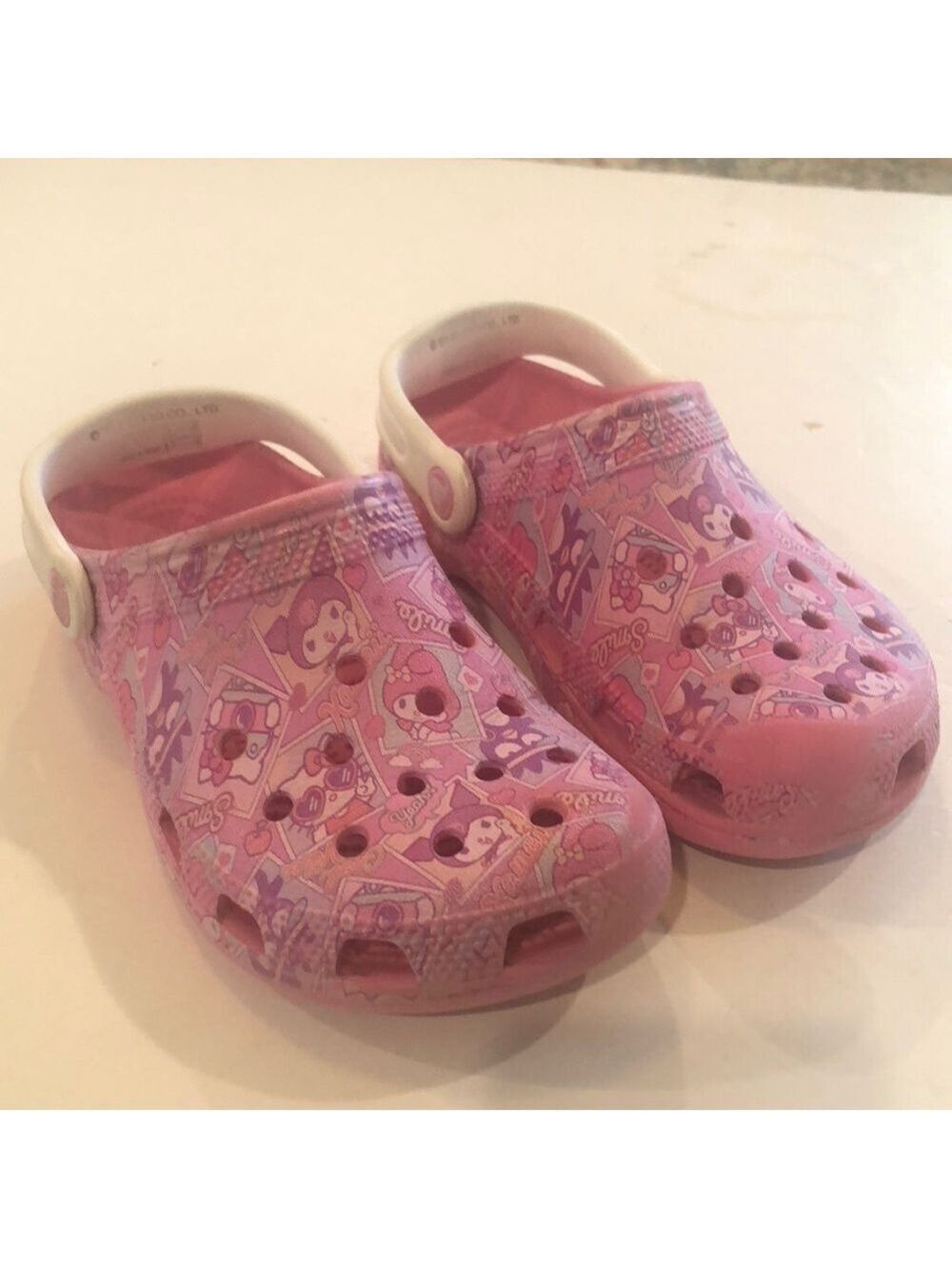 CROCS X Hello Kitty and Friends Pink Cartoon Print Sandals